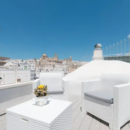 Vista Piazza & Solarium By Raro